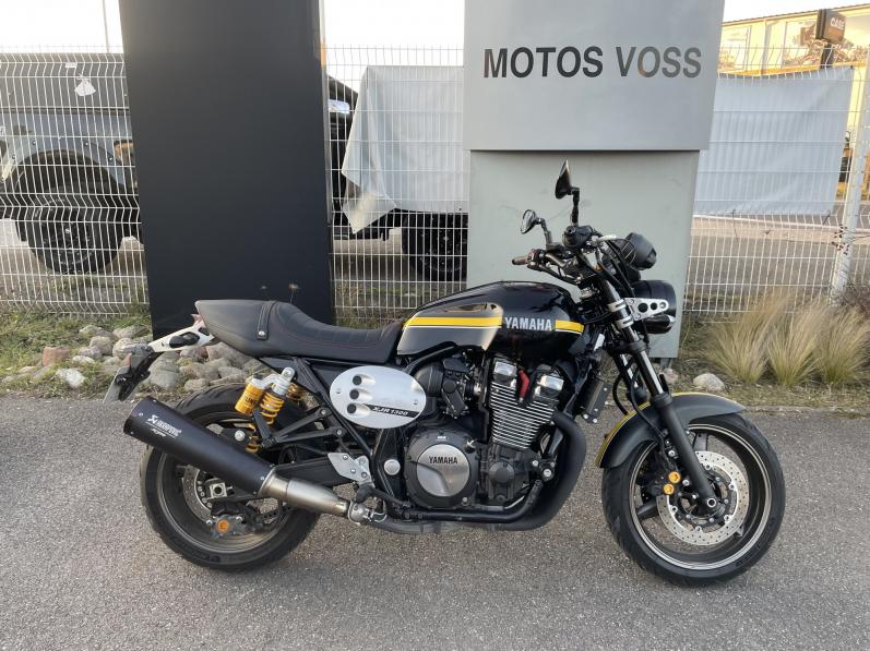 YAMAHA XJR 1300