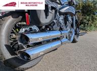 INDIAN SCOUT BOBBER TWENTY 1200 1ERE MAIN JEKILL AND HYDE