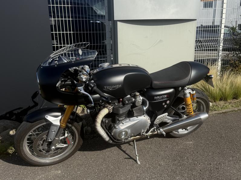 TRIUMPH THRUXTON 1200 R