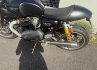 TRIUMPH THRUXTON 1200 R