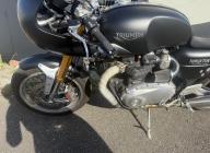 TRIUMPH THRUXTON 1200 R
