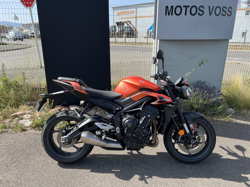 TRIUMPH STREET TRIPLE 765 R A2