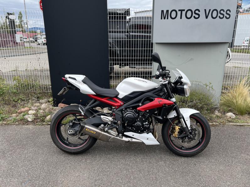 TRIUMPH STREET TRIPLE 675 R