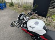TRIUMPH STREET TRIPLE 675 R