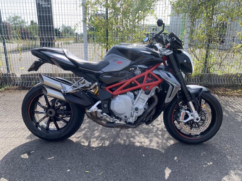 MV AGUSTA BRUTALE 1090 RR
