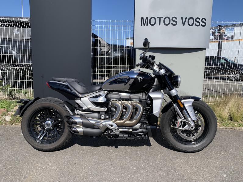 TRIUMPH ROCKET 3 R 1ERE MAIN